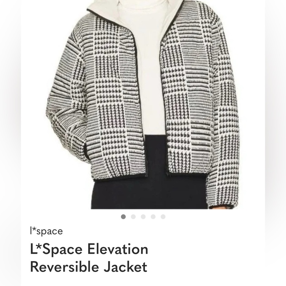 L*Space Black and White Reversible Elevation puffer Jacket M